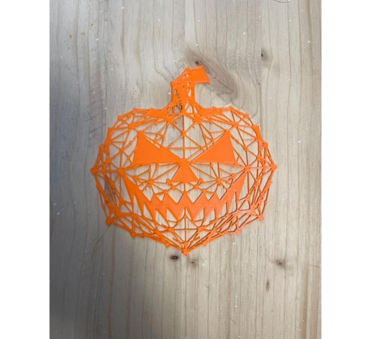 Dýně zlá — 3D tištěná halloween dekorace